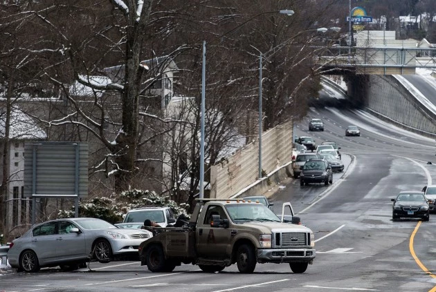 Rare Winter Storm In South Brings Ice And Snow To Region Unaccustomed To The Elements