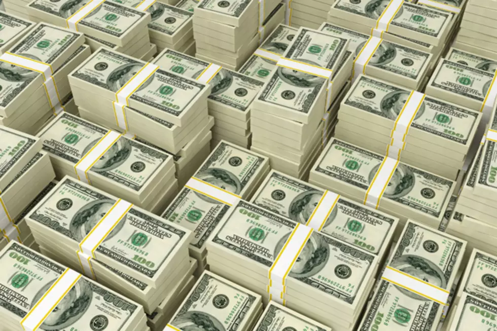 When You Win $10,000.00 In The WTUG Big Cash Giveaway Cash Contest How Will You Spend It?